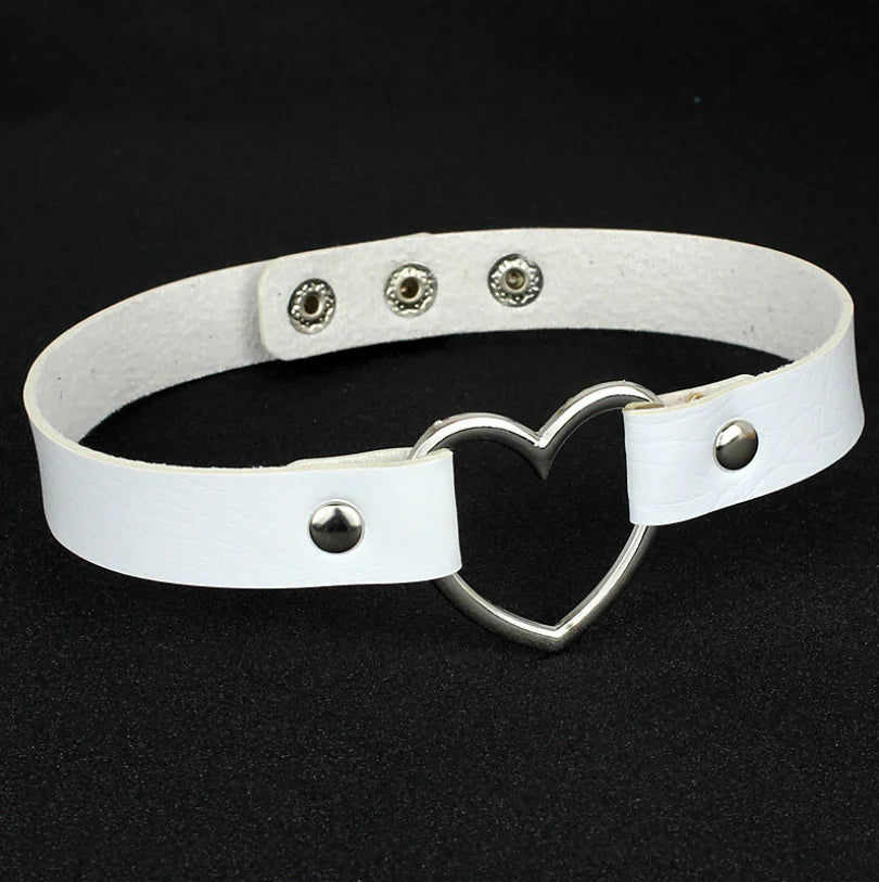 Leather Heart Choker